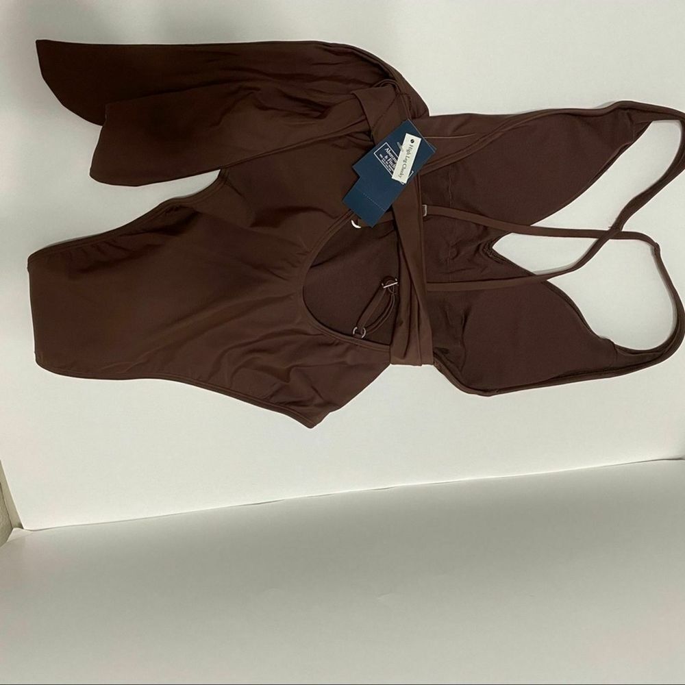 Abercrombie & Belted Deep-V One Piece Swimsuit XSMALL New - Picture 6 of 7